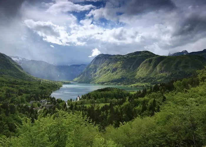 منزل للإقامة Mia With Balcony